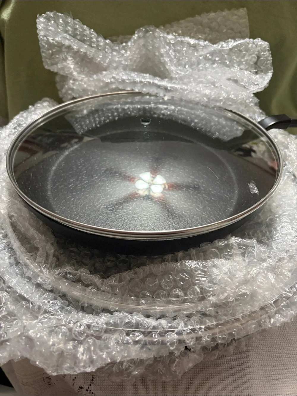 Nonstick Black Skillet Set with Brown Wooden Handles & Glass Lids - 3pc